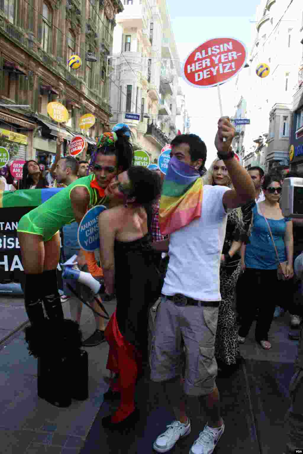 20. LGBT y&uuml;r&uuml;y&uuml;ş&uuml;